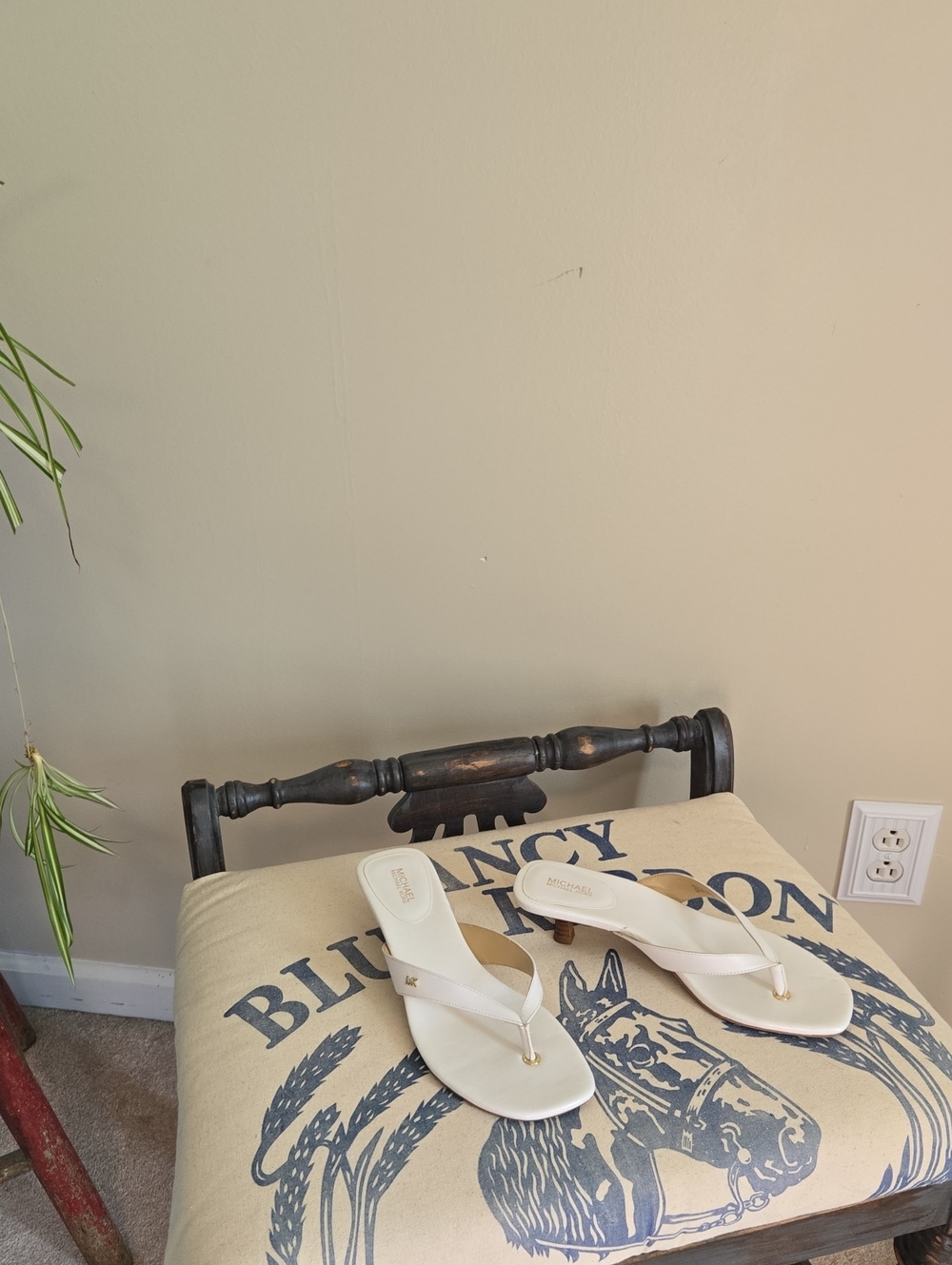 Michael Kors White Thong Sandal Flip Flops